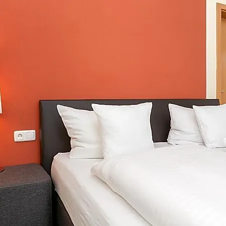 Hotel By Ferber Monheim (Bavaria)